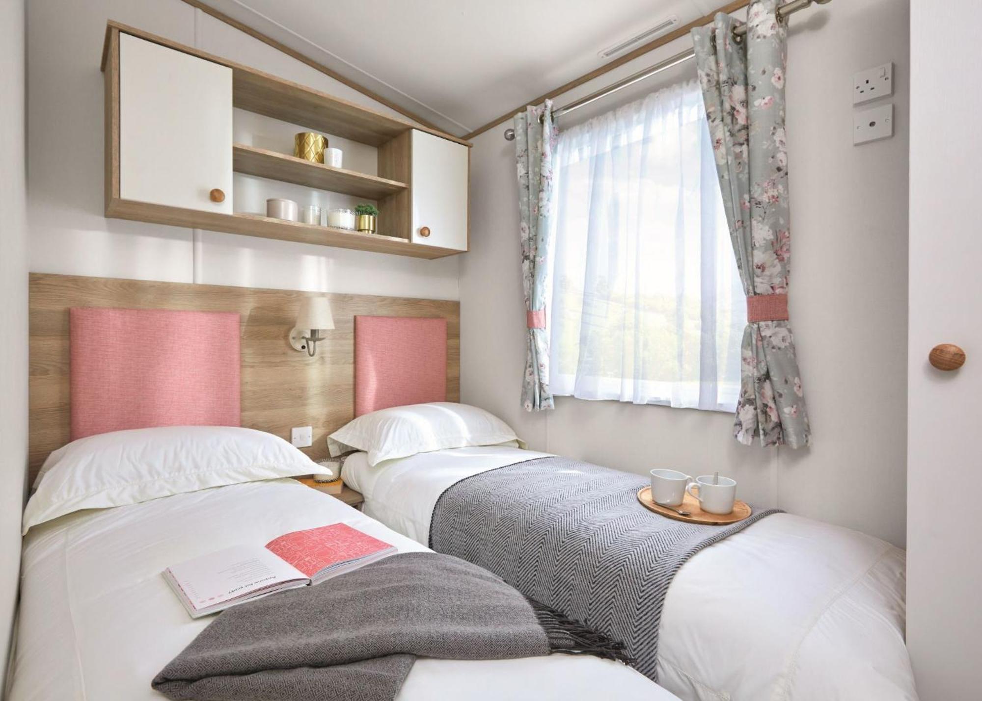 Erigmore Leisure Park Otel Birnam Oda fotoğraf